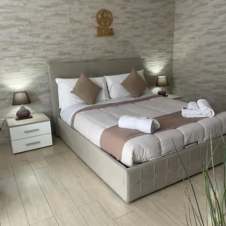 Kleosuite Iris Opera Ortigia Syracuse